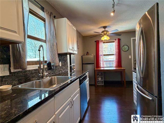 6912 Brandywine Drive, Evans, NY 14047