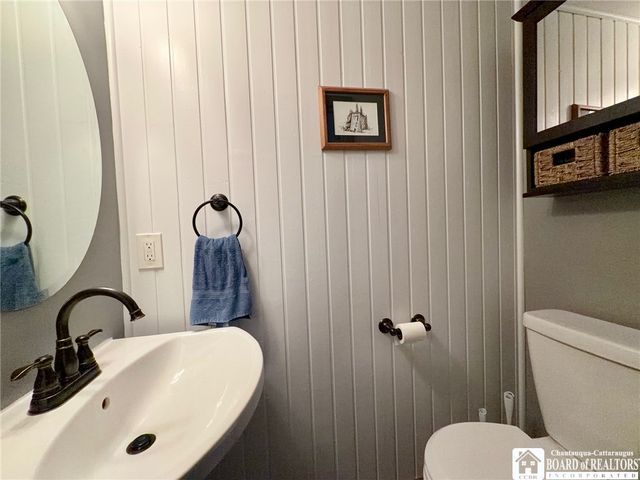 6912 Brandywine Drive, Evans, NY 14047