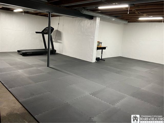 6912 Brandywine Drive, Evans, NY 14047