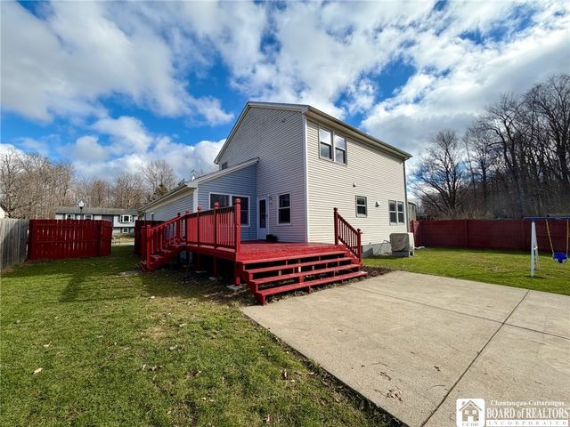 6912 Brandywine Drive, Evans, NY 14047