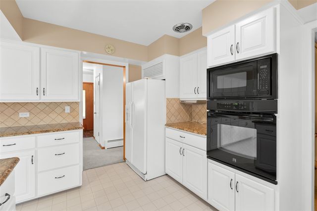 10320 Douglas Avenue, Plainwell, MI 49080