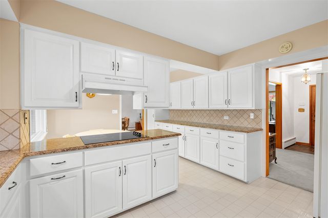 10320 Douglas Avenue, Plainwell, MI 49080