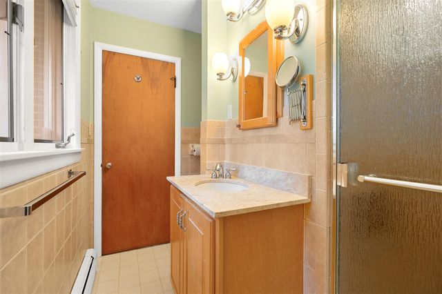10320 Douglas Avenue, Plainwell, MI 49080