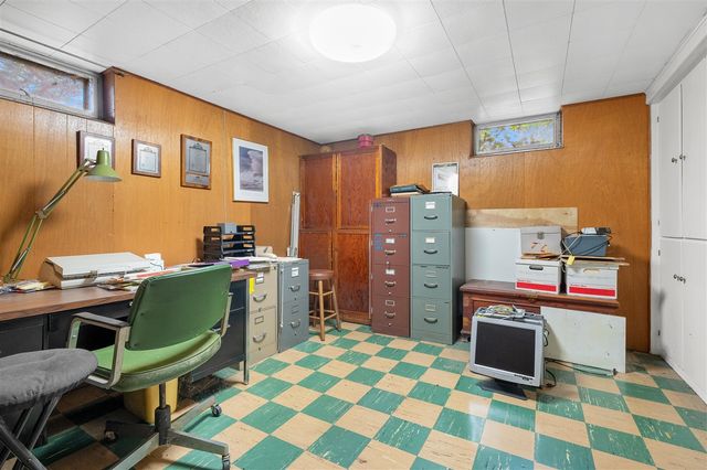 10320 Douglas Avenue, Plainwell, MI 49080