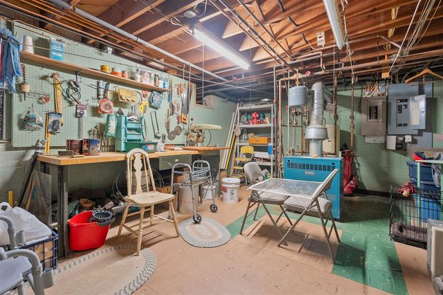 10320 Douglas Avenue, Plainwell, MI 49080