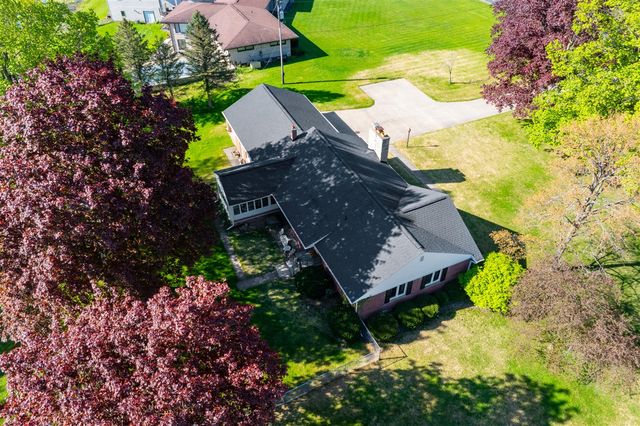10320 Douglas Avenue, Plainwell, MI 49080