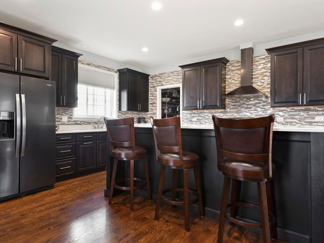 10432 S Homan Avenue, Chicago, IL 60655