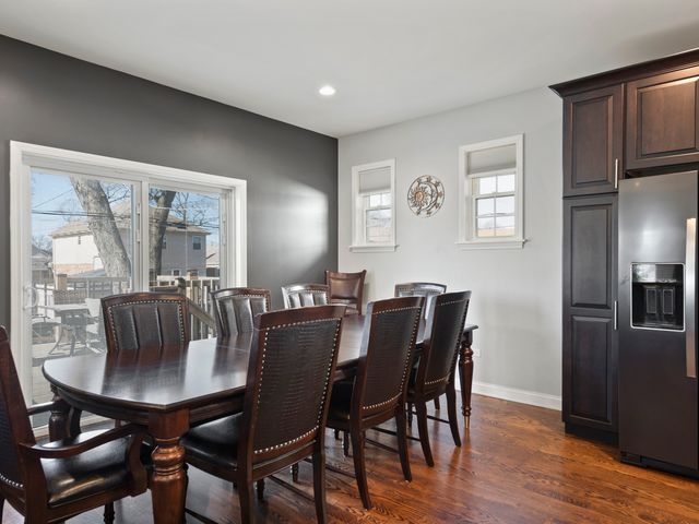 10432 S Homan Avenue, Chicago, IL 60655