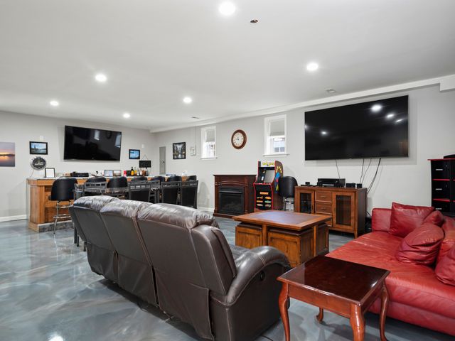 10432 S Homan Avenue, Chicago, IL 60655