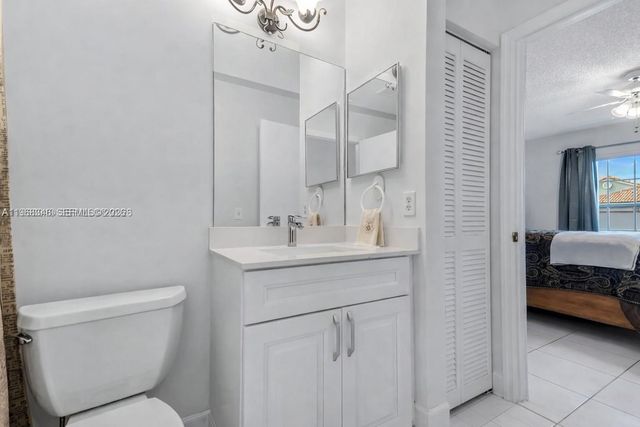 1391 SW 181st Ave, Pembroke Pines, FL 33029