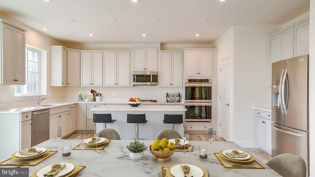 3800 SOLIDARITY CIR, Waldorf, MD 20603