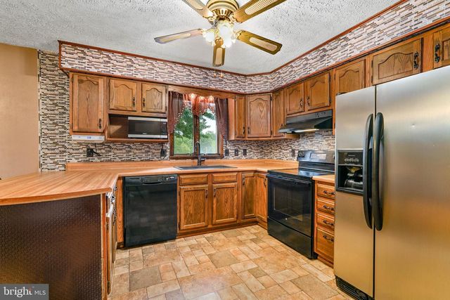 40 HUNT VALLEY DR, Elkton, MD 21921