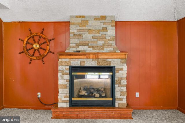 40 HUNT VALLEY DR, Elkton, MD 21921
