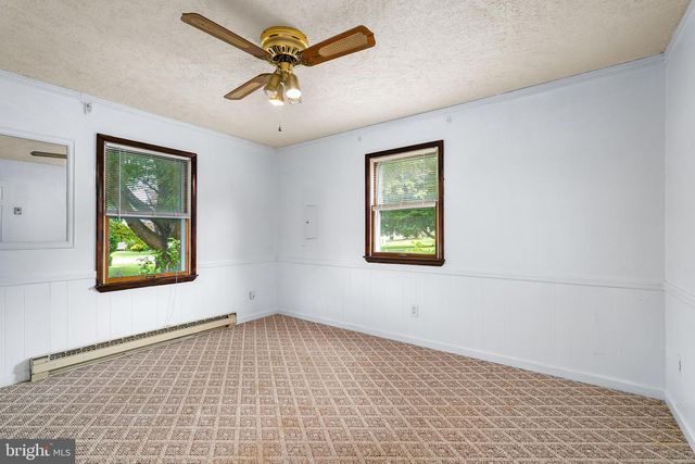 40 HUNT VALLEY DR, Elkton, MD 21921