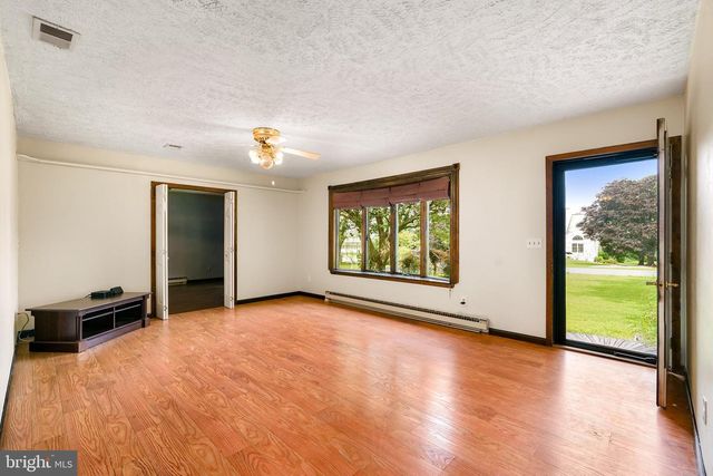 40 HUNT VALLEY DR, Elkton, MD 21921