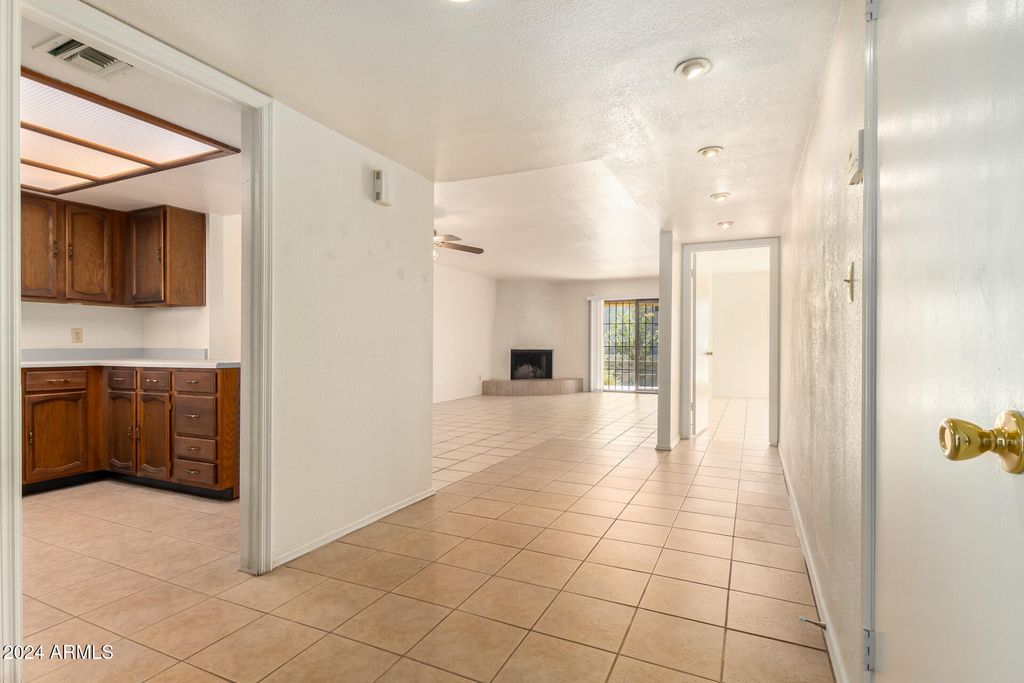8201 N 21ST Drive C107, Phoenix, AZ 85021 — photo 5