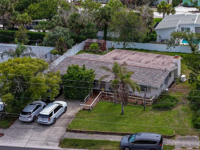 1211 N PENINSULA AVENUE, New Smyrna Beach, FL 32169