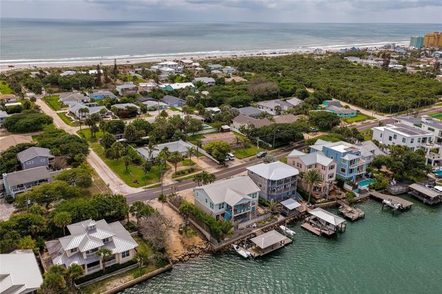 1211 N PENINSULA AVENUE, New Smyrna Beach, FL 32169