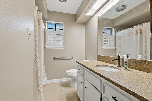 108 W Viser Street, Madisonville, TX 77864