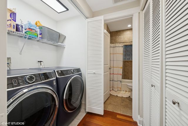 1418 W Chestnut Street 1, Chicago, IL 60642