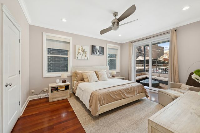 1418 W Chestnut Street 1, Chicago, IL 60642