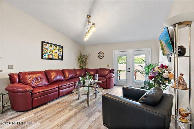 51 S TWIN MAPLE Road, St. Augustine, FL 32084