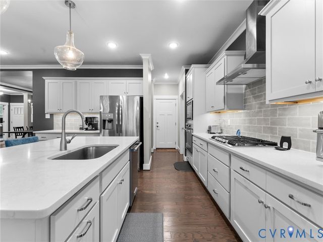 15100 Litton Dr, Chesterfield, VA 23112