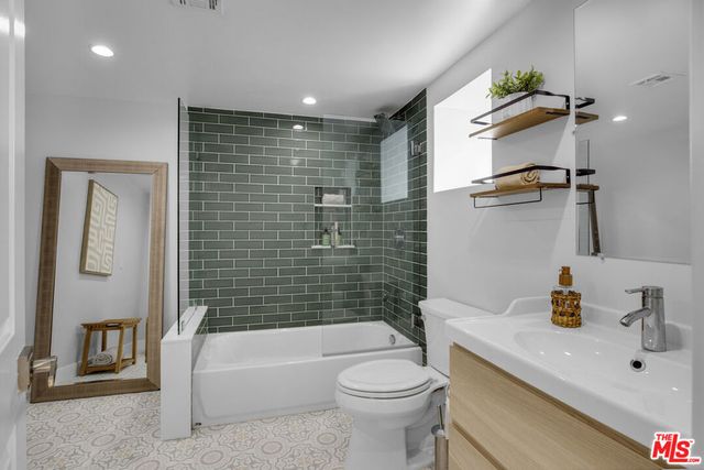 1239 Stone Street, Los Angeles, CA 90063