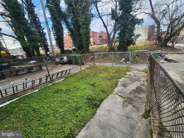 614 N DUKELAND ST, Baltimore, MD 21216