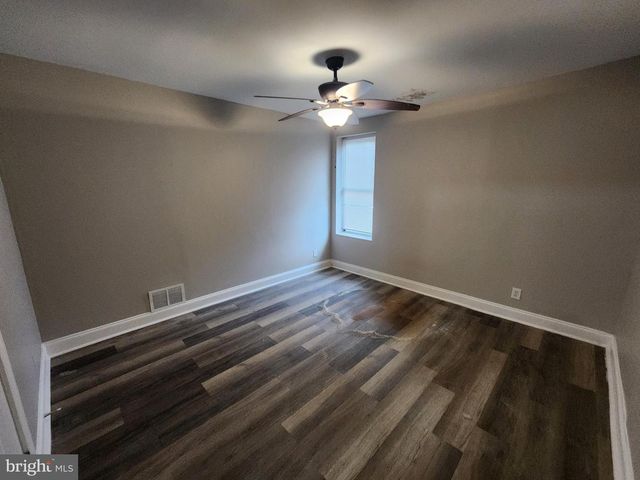 614 N DUKELAND ST, Baltimore, MD 21216