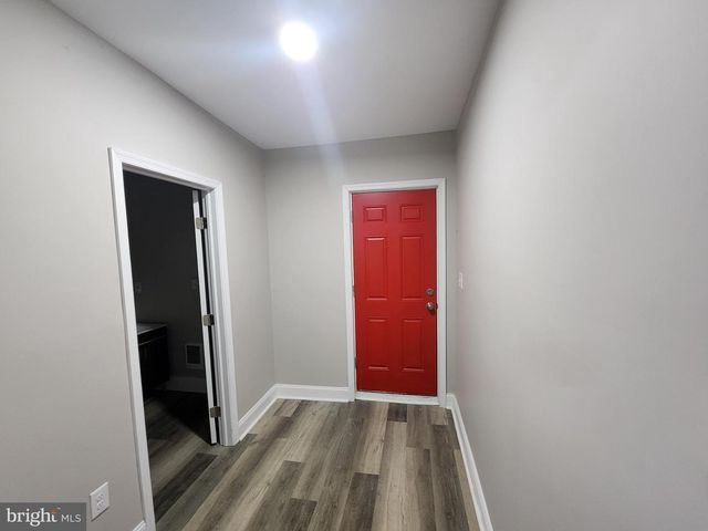 614 N DUKELAND ST, Baltimore, MD 21216