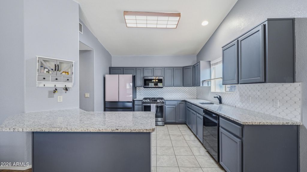 Image 1 of property listing at 3870 BARRACO Drive, Sierra Vista, AZ 85650