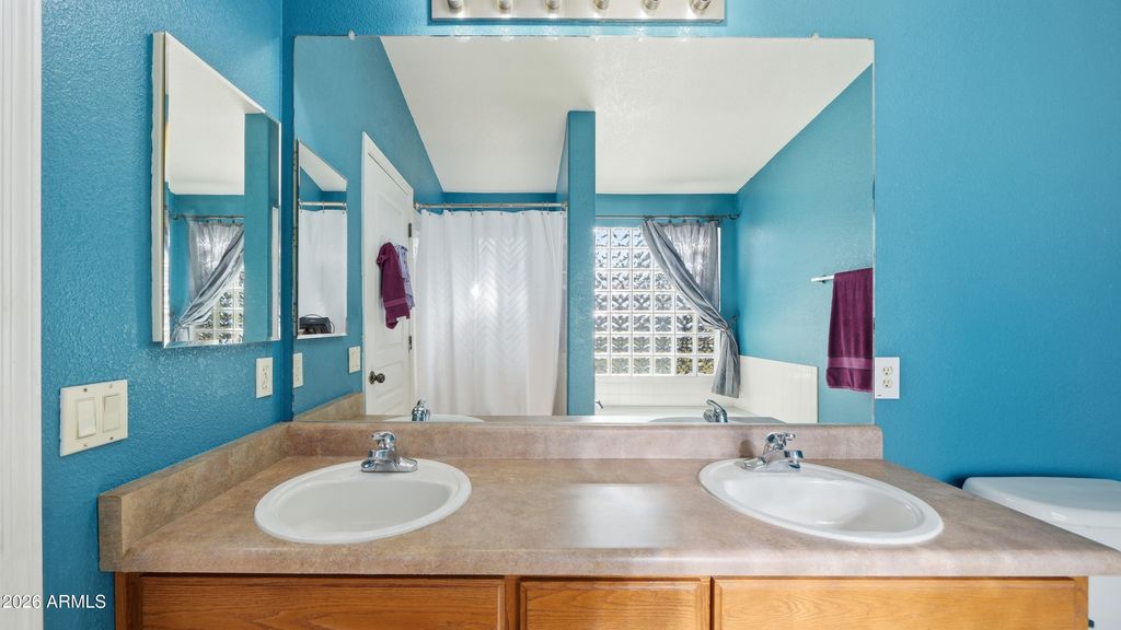 Image 10 of property listing at 3870 BARRACO Drive, Sierra Vista, AZ 85650