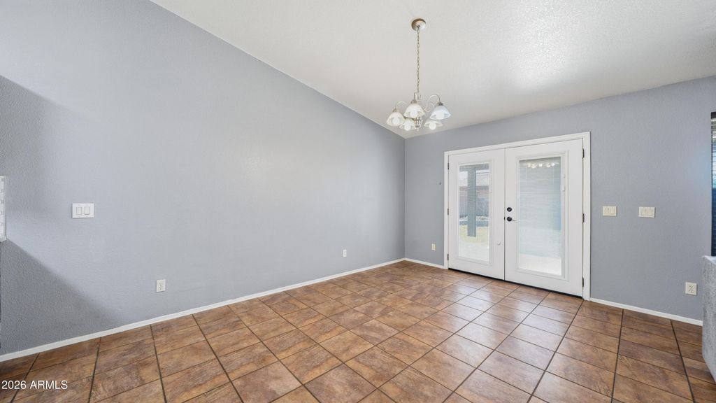 Image 18 of property listing at 3870 BARRACO Drive, Sierra Vista, AZ 85650