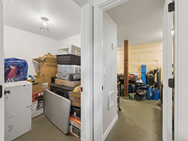 44640 Se TUCKRIDGE Rd, Sandy, OR 97055
