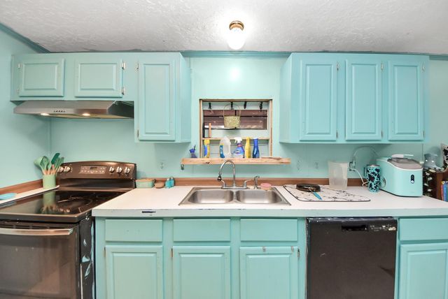 1240 Oliver Lane, Cleveland, TX 77328