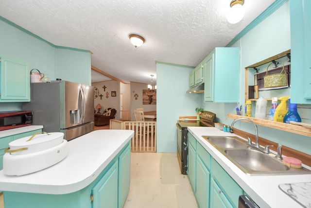 1240 Oliver Lane, Cleveland, TX 77328