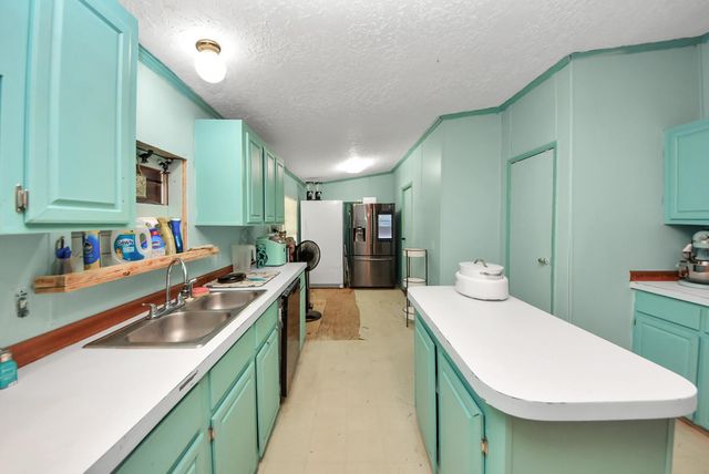 1240 Oliver Lane, Cleveland, TX 77328