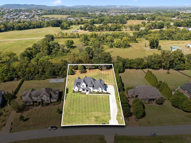 4617 Delta Springs Ln, Franklin, TN 37064