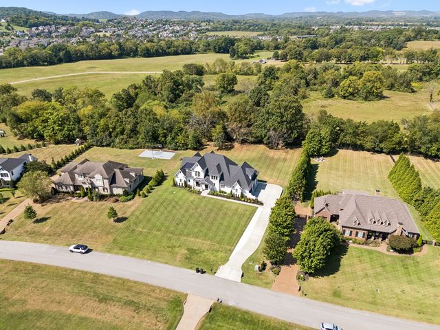 4617 Delta Springs Ln, Franklin, TN 37064
