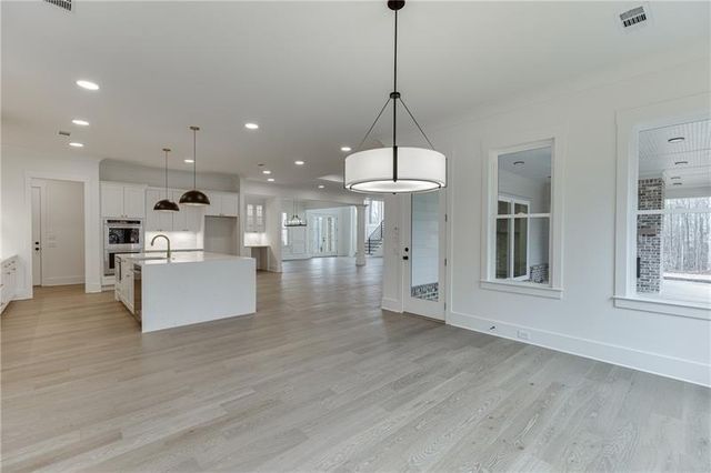 100 Gleneagles Way, Pendergrass, GA 30567