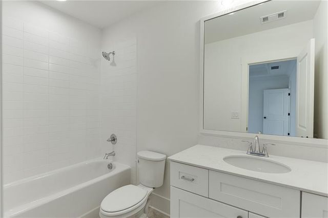 100 Gleneagles Way, Pendergrass, GA 30567