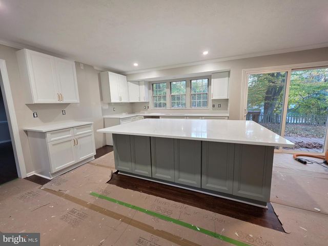 1650 WICKHAM WAY, Crofton, MD 21114