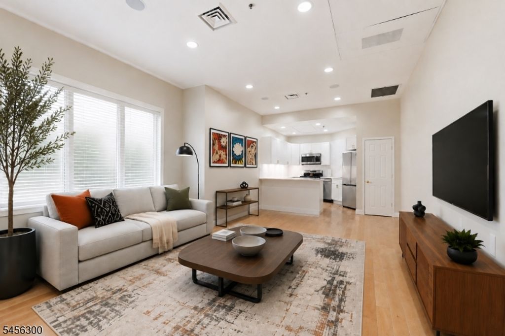 223 Bloomfield St 3E, Hoboken City, NJ 07030 — photo 3