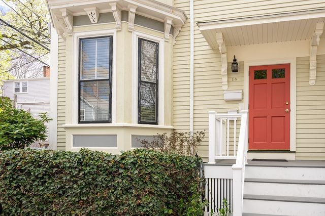 118 Pearl Street 2, Cambridge, MA 02139