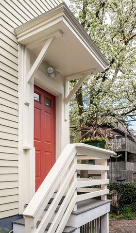 118 Pearl Street 2, Cambridge, MA 02139