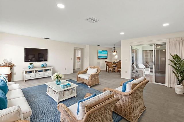 6520 10TH AVENUE W 5714, Bradenton, FL 34209