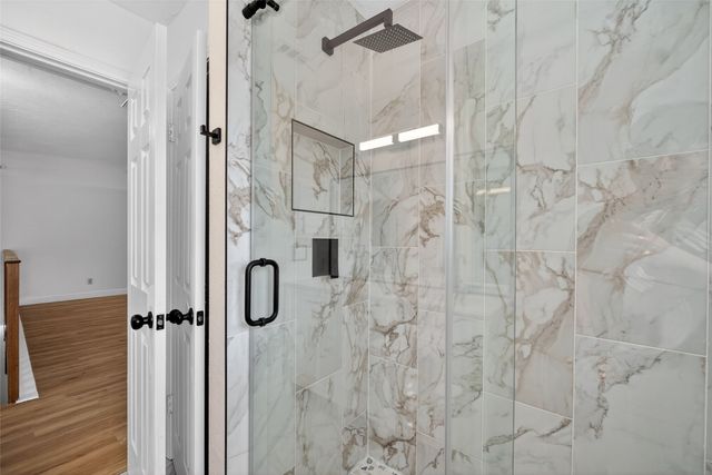 2306 Edinburgh Street, Arlington, TX 76018