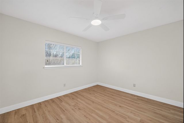 2306 Edinburgh Street, Arlington, TX 76018