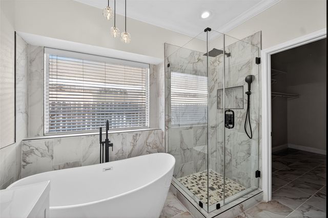 2306 Edinburgh Street, Arlington, TX 76018